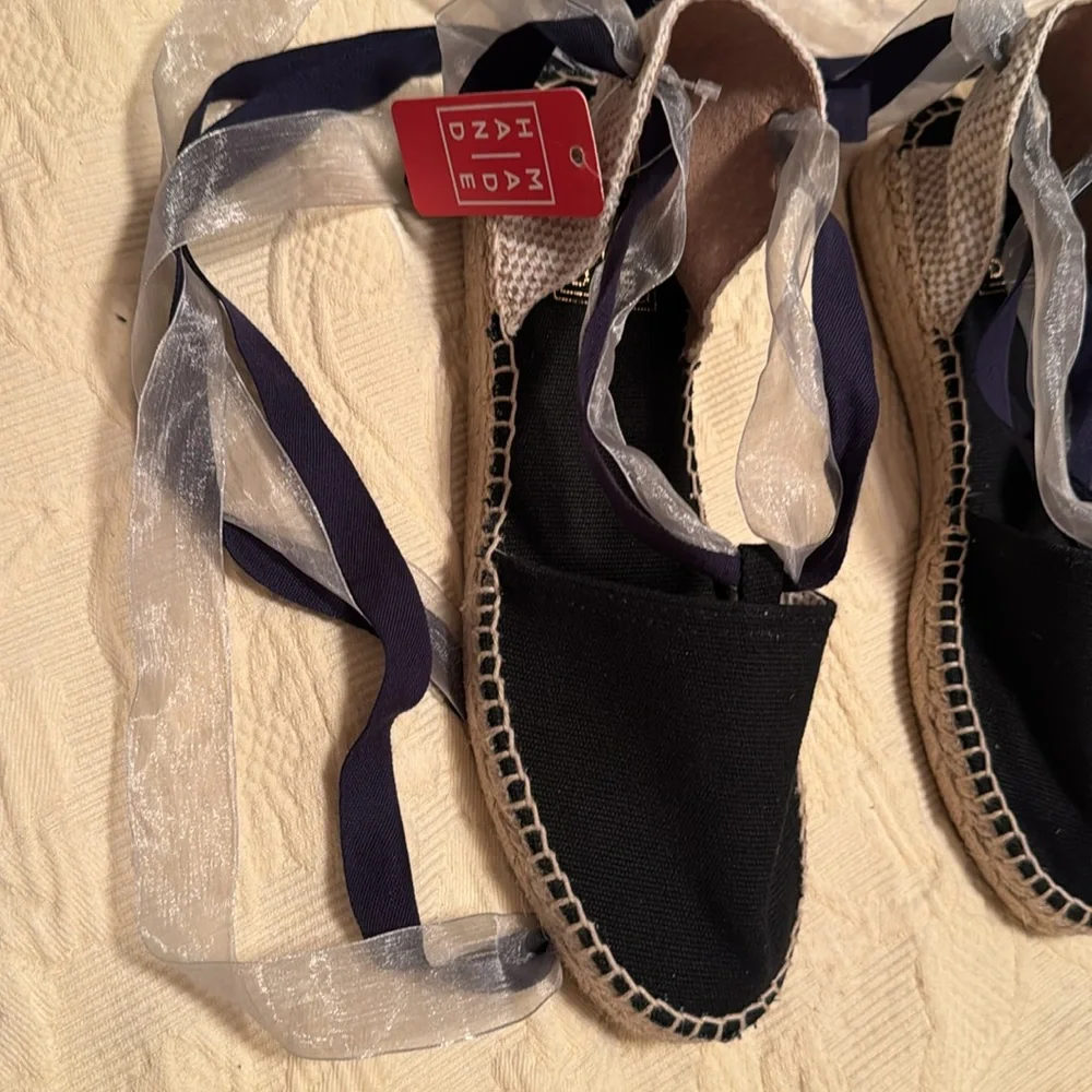 Women’s Black Espadrille Lace-Up Flats